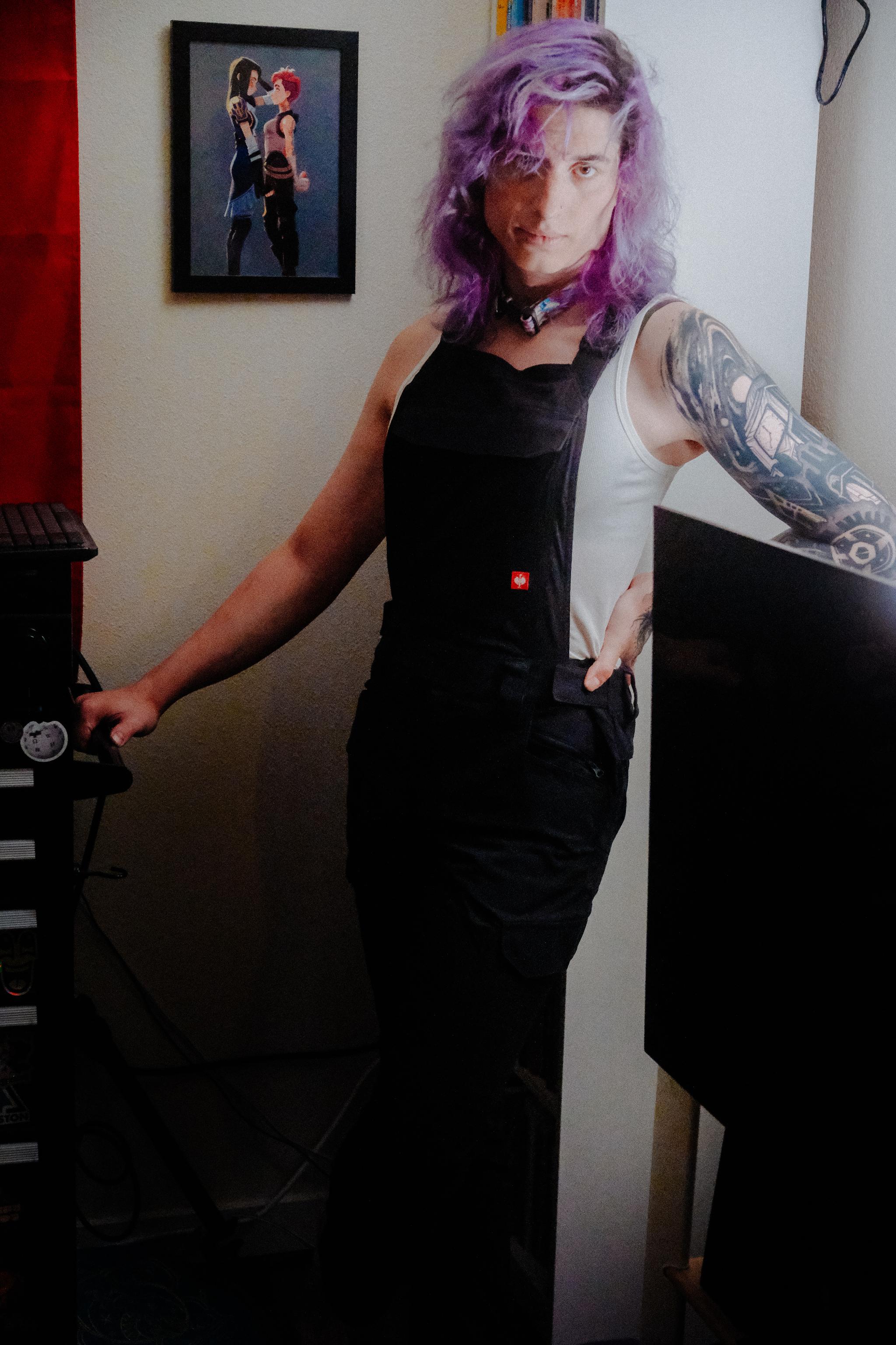 raven at her tech cart in her overalls