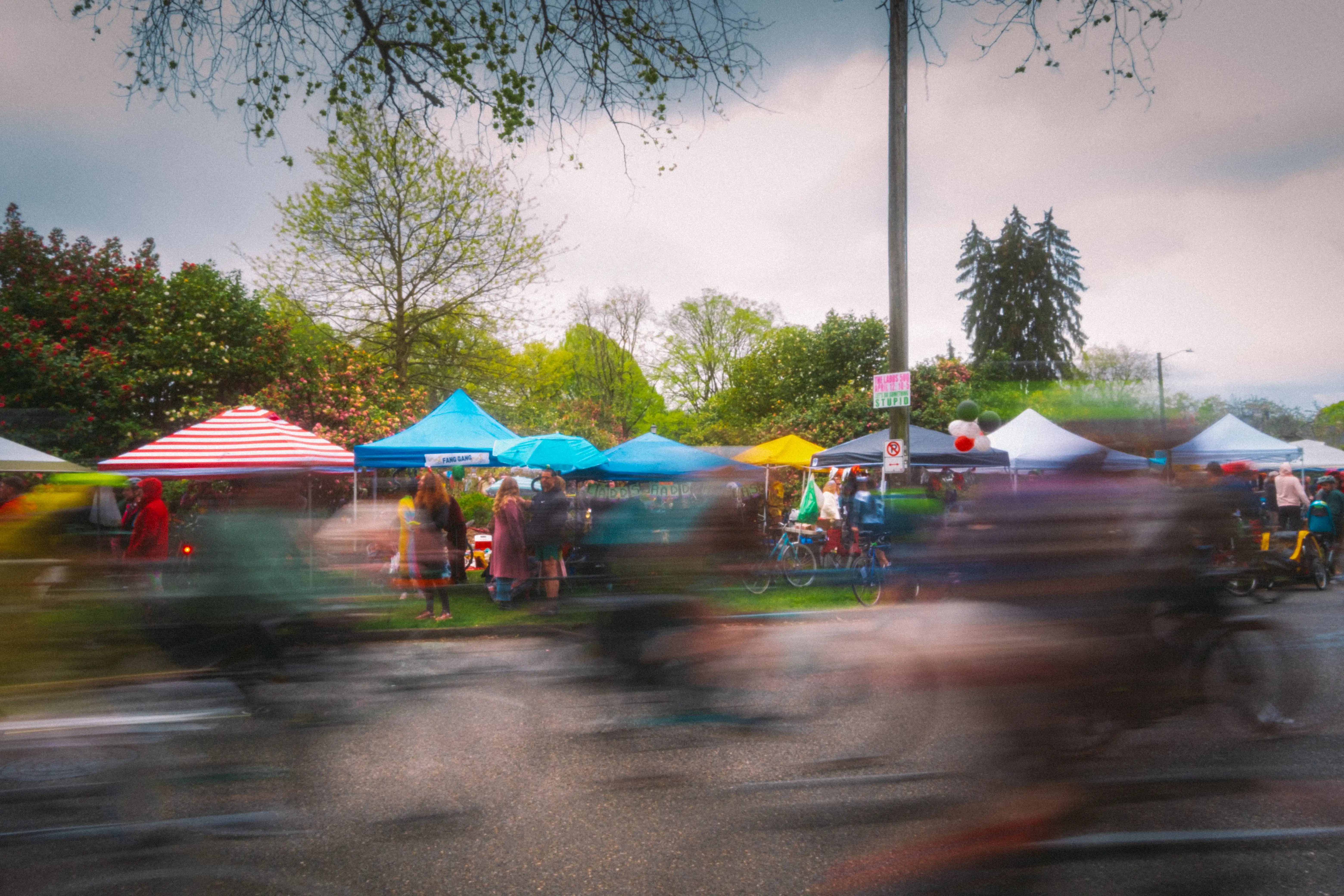 blurred bicyclists at the Ladds500 in Portland, Oregon
