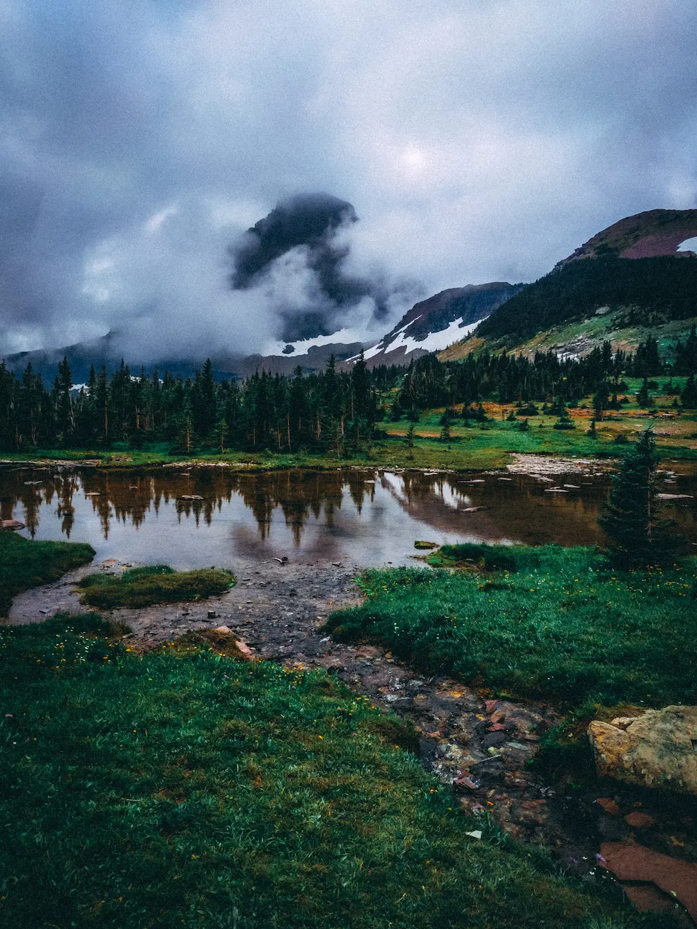 mountains in glacier national park