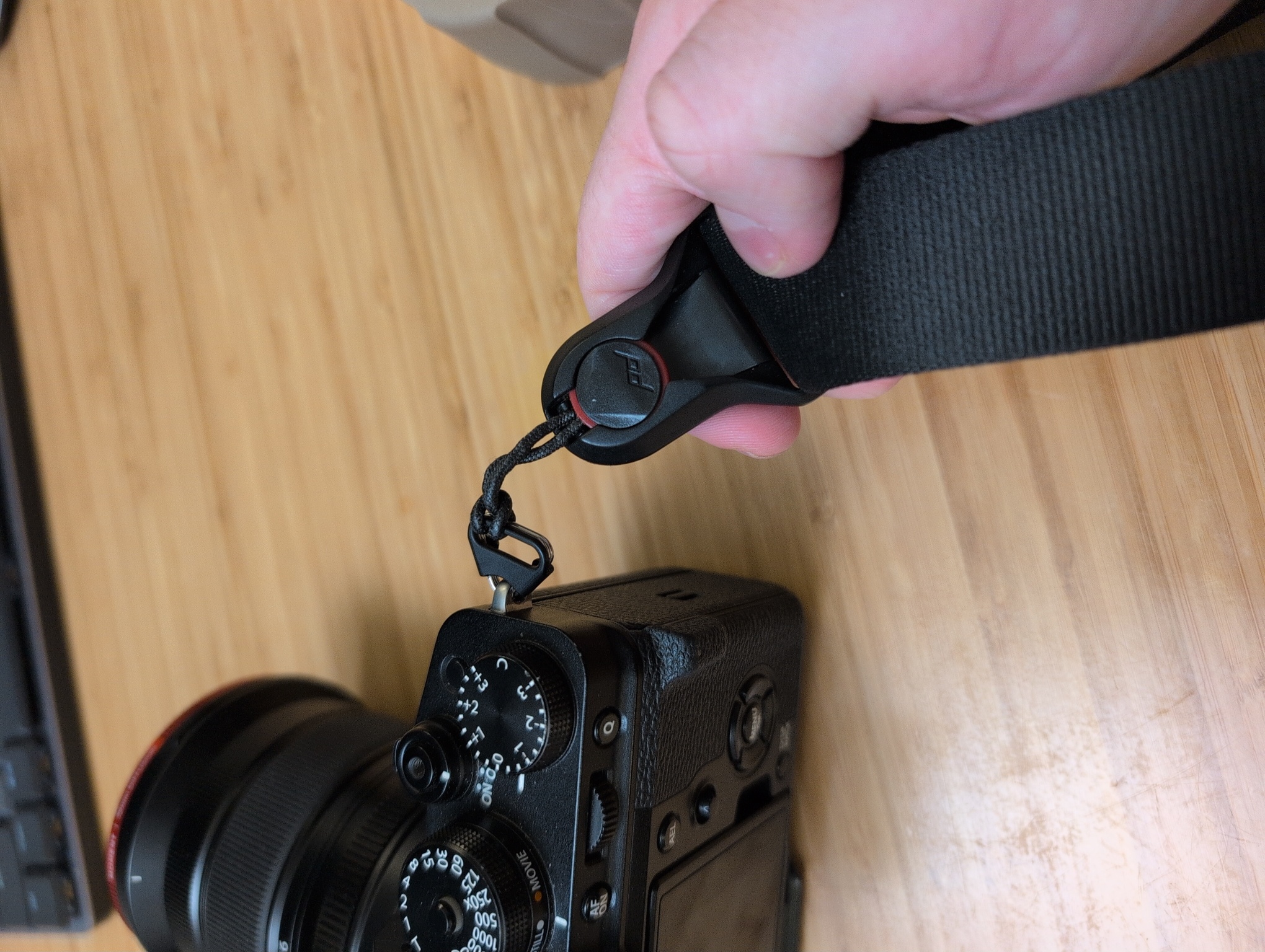 camera strap of the fujifilm x-t4